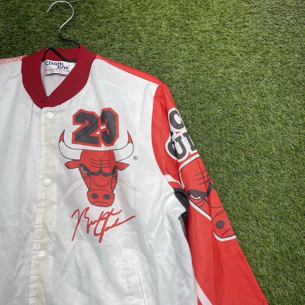 Vintage Chicago Bulls Jacket Mens Medium Michael Jordan Chalk Line AOP 90s USA